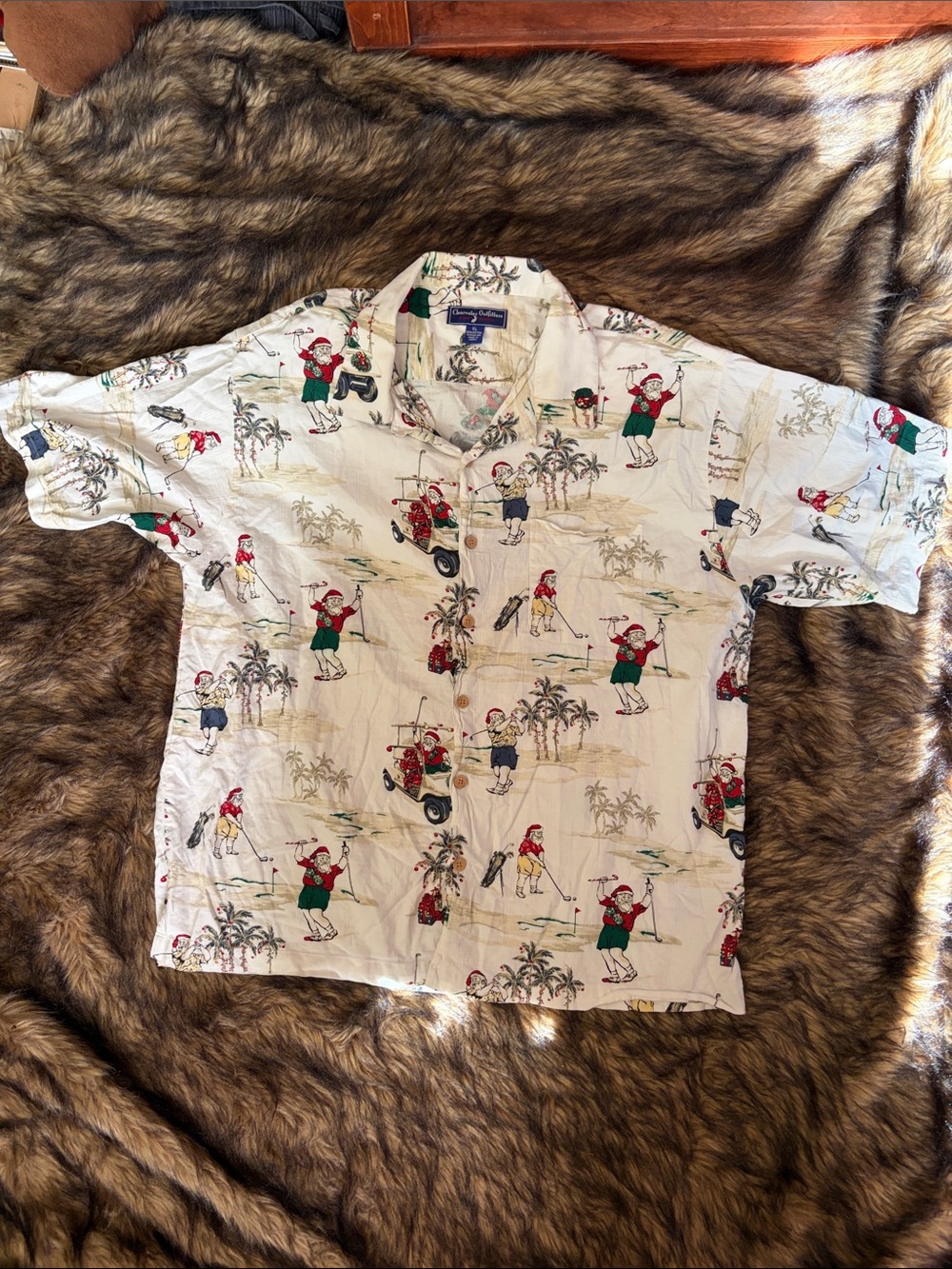 Clearwater Outfitters Hawaiian Santa Golfing Christmas Size XL Short Sleeve